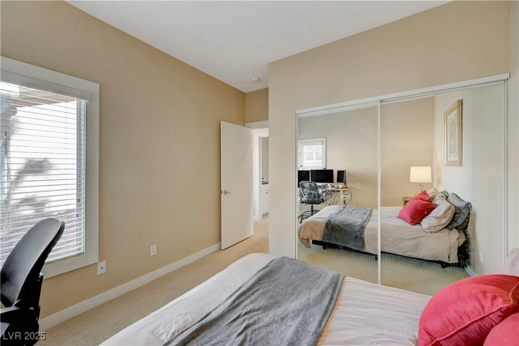 251 Green Valley, Henderson, NV 89012