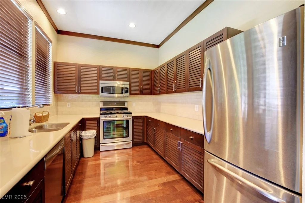 251 Green Valley, Henderson, NV 89012