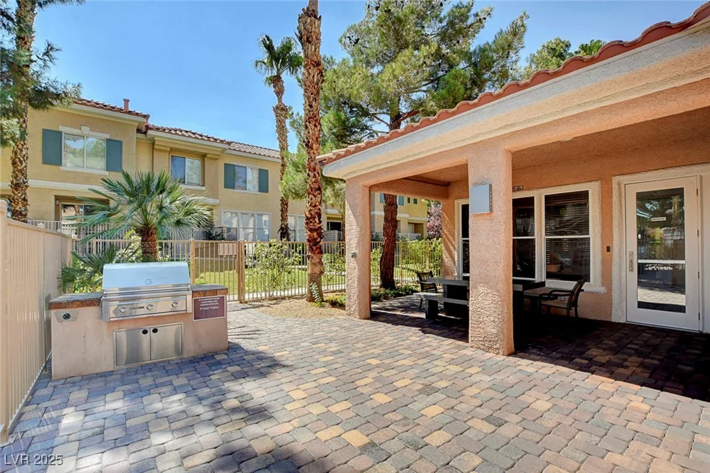 251 Green Valley, Henderson, NV 89012