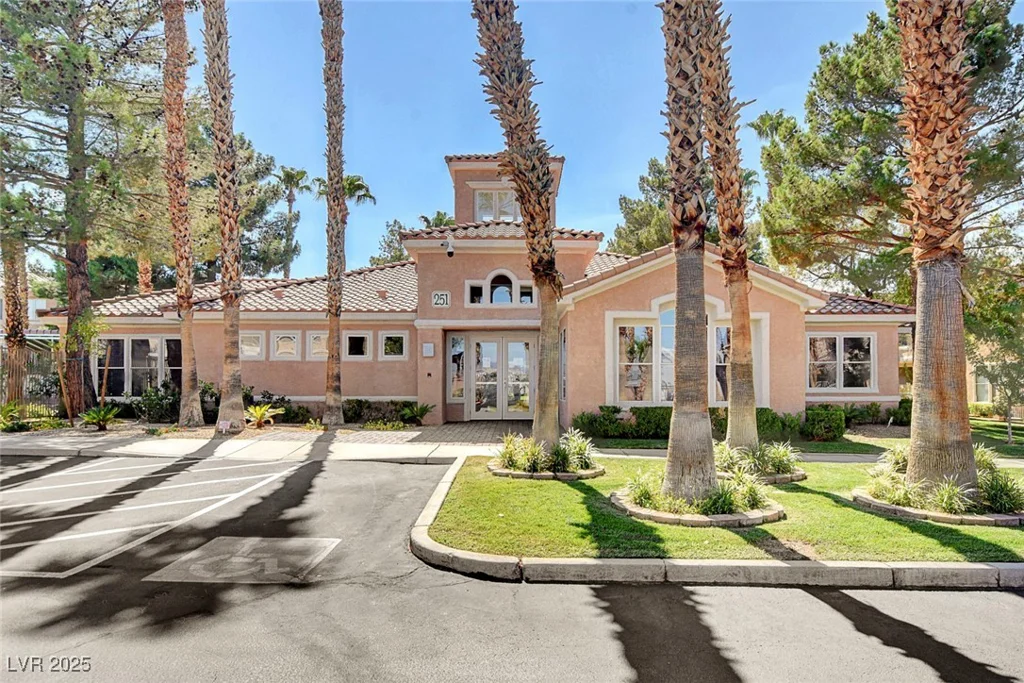 251 Green Valley, Henderson, NV 89012