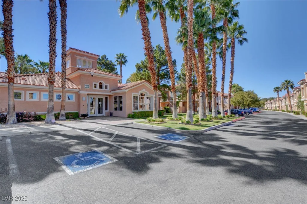 251 Green Valley, Henderson, NV 89012