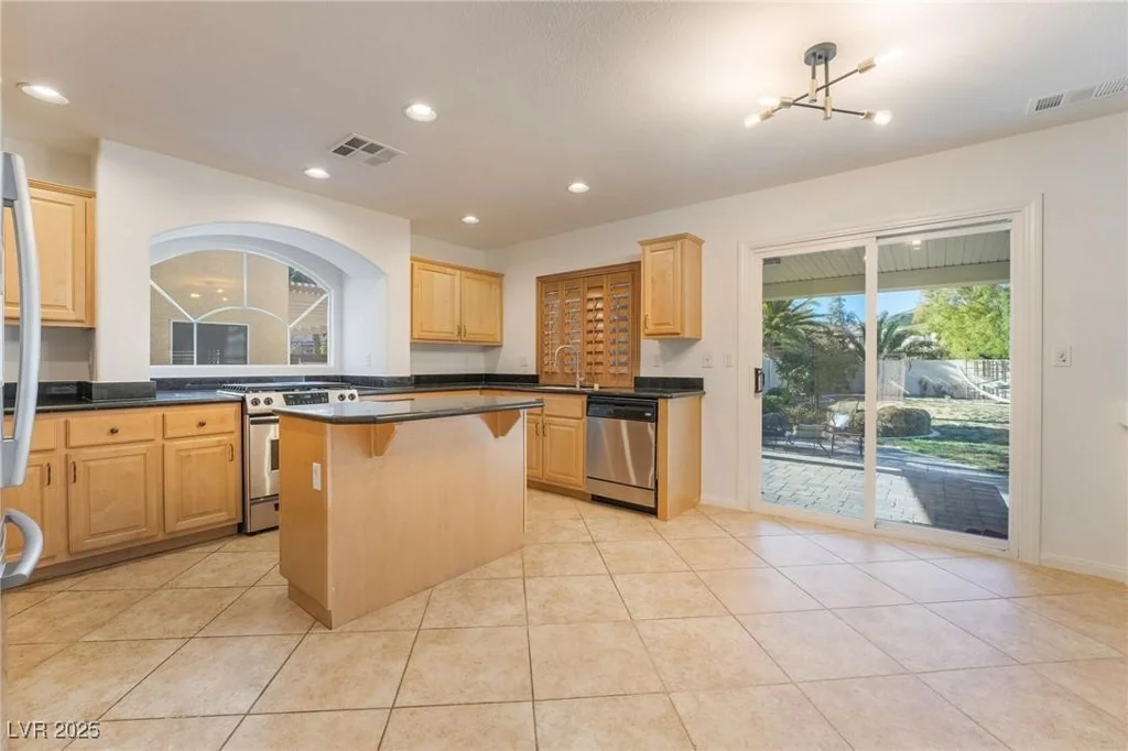 11017 Ladyburn, Las Vegas, NV 89141