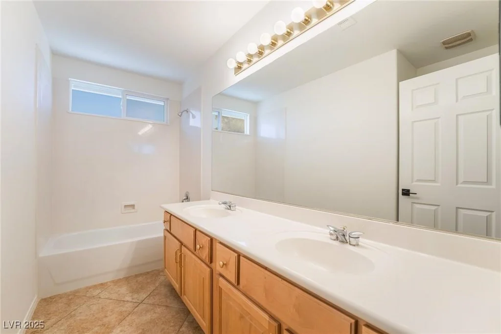 11017 Ladyburn, Las Vegas, NV 89141