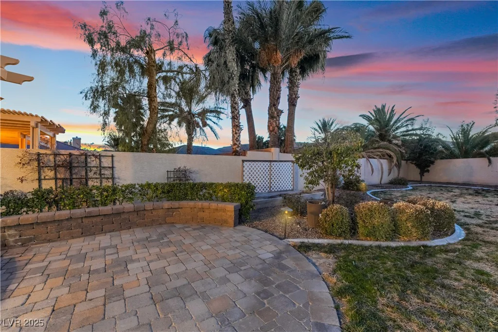 11017 Ladyburn, Las Vegas, NV 89141
