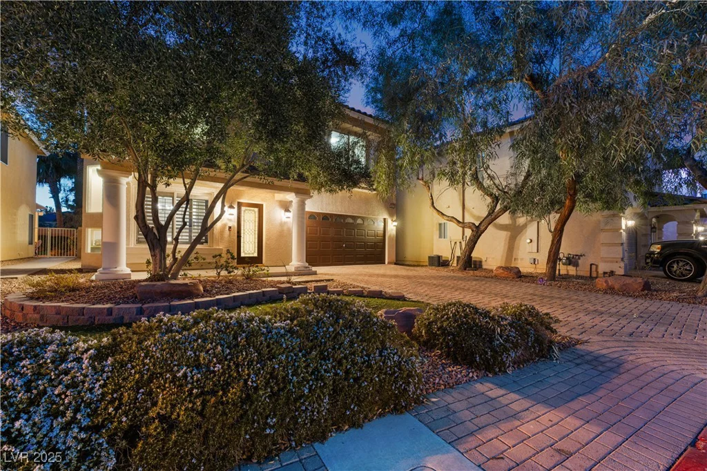 11017 Ladyburn, Las Vegas, NV 89141