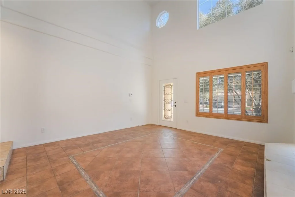 11017 Ladyburn, Las Vegas, NV 89141