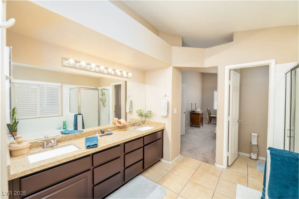 254 Camelback Ridge, Henderson, NV 89012