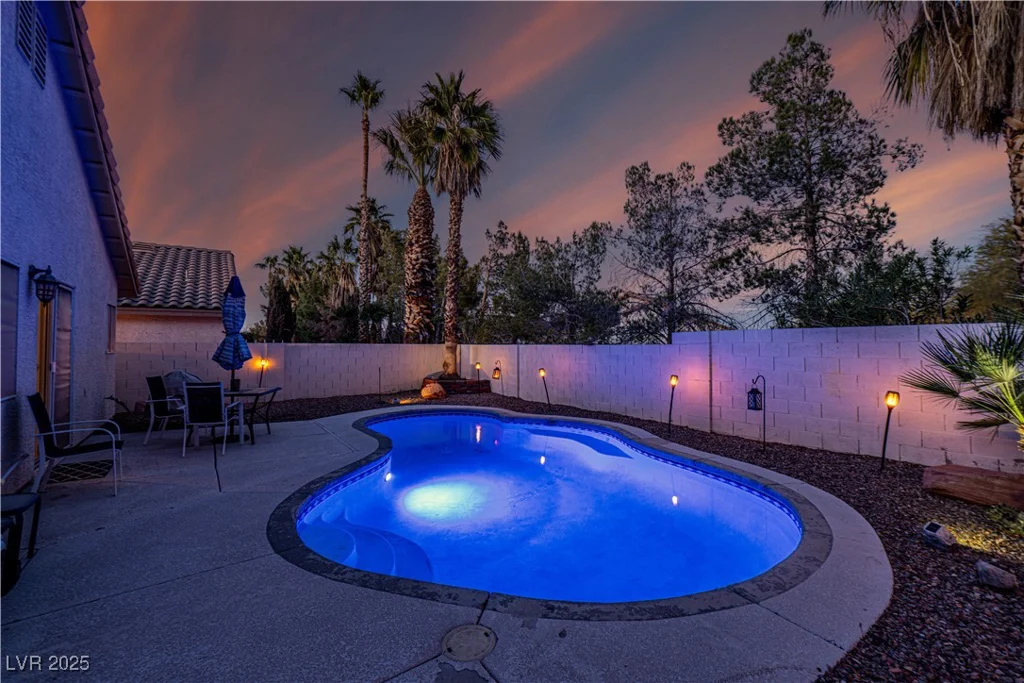 254 Camelback Ridge, Henderson, NV 89012