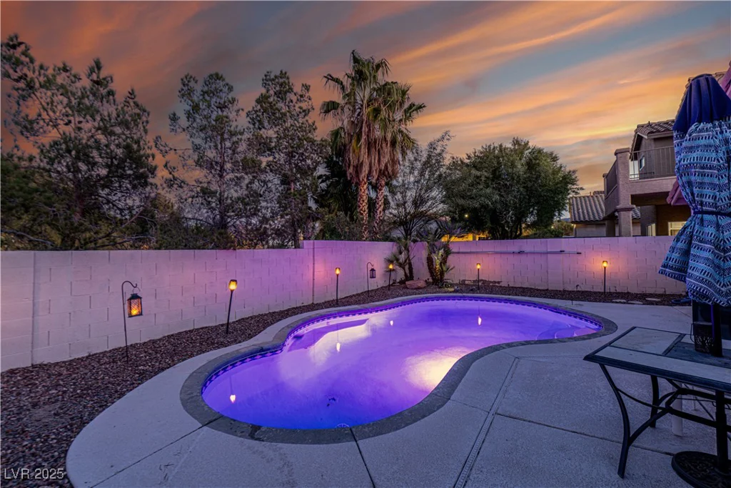 254 Camelback Ridge, Henderson, NV 89012