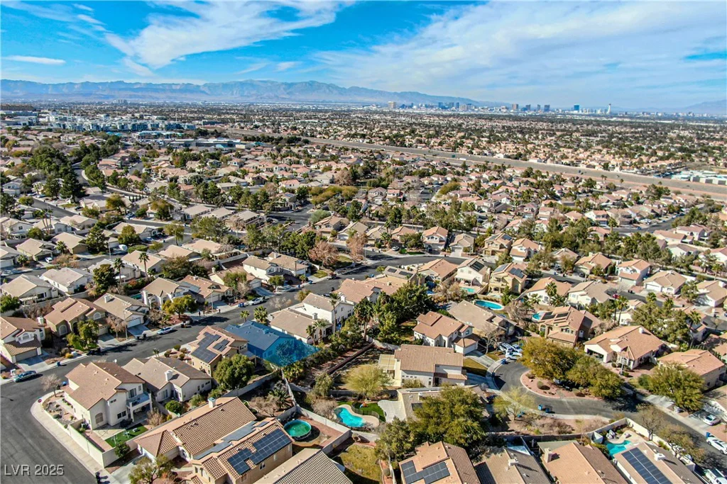 254 Camelback Ridge, Henderson, NV 89012