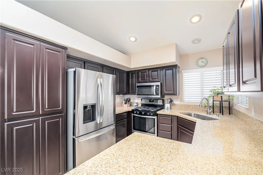 254 Camelback Ridge, Henderson, NV 89012