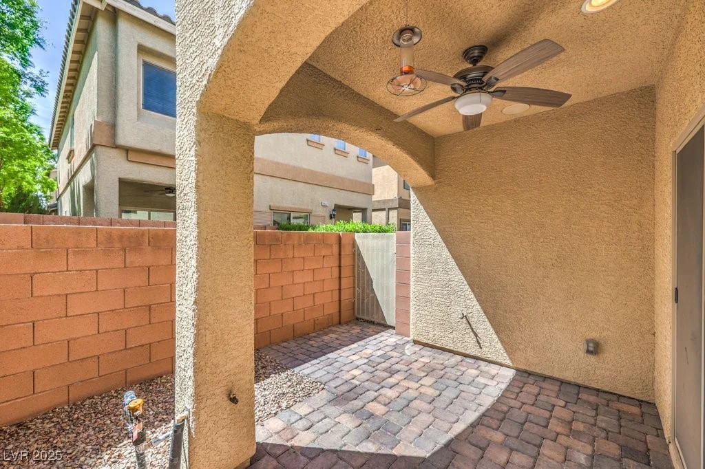 9517 Alma Ridge, Las Vegas, NV 89178
