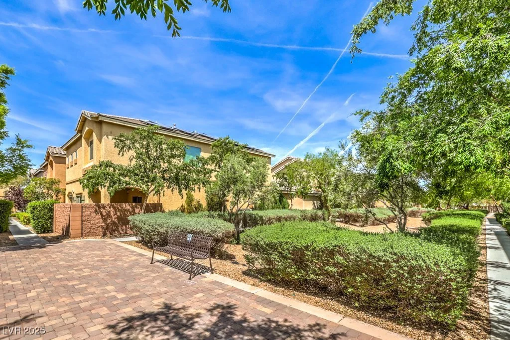 9517 Alma Ridge, Las Vegas, NV 89178