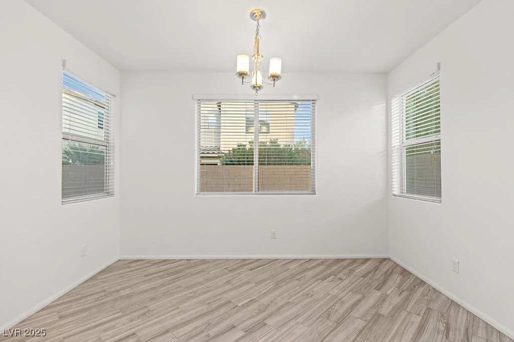 902 Earth Luster, Las Vegas, NV 89178