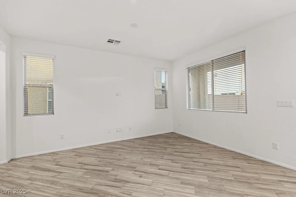 902 Earth Luster, Las Vegas, NV 89178