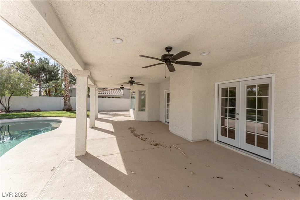 3120 Stern, Las Vegas, NV 89117