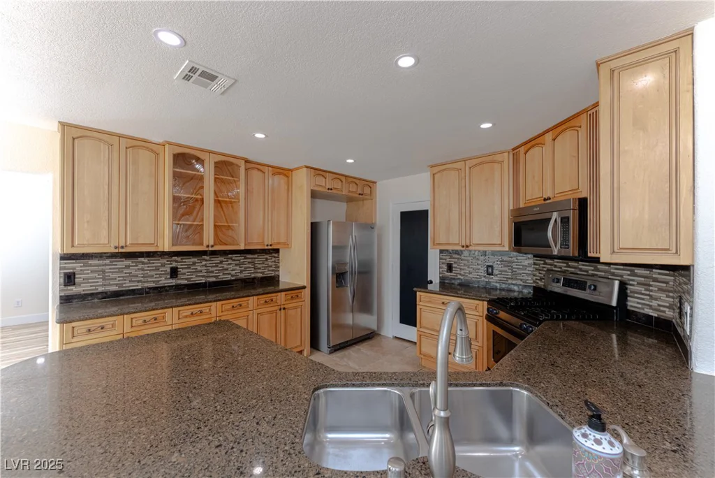 3120 Stern, Las Vegas, NV 89117