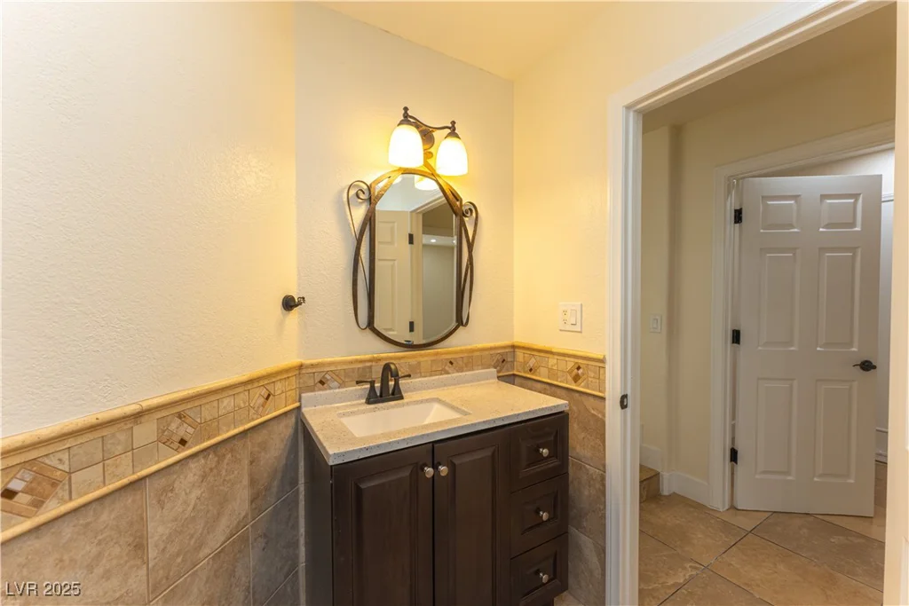 3120 Stern, Las Vegas, NV 89117