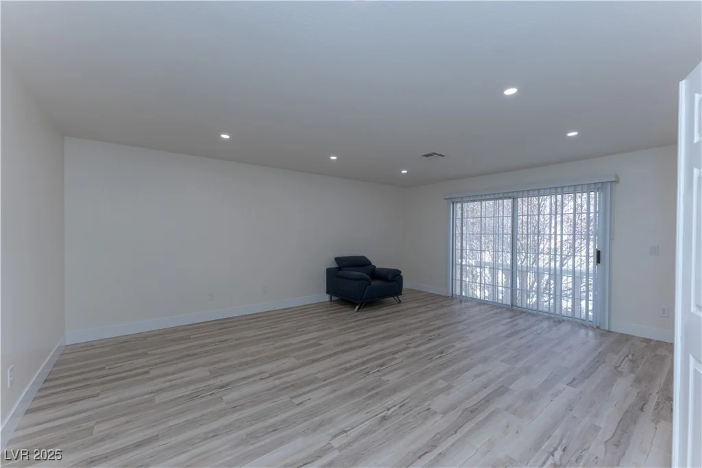3120 Stern, Las Vegas, NV 89117