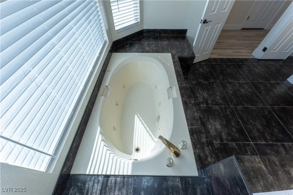 3120 Stern, Las Vegas, NV 89117