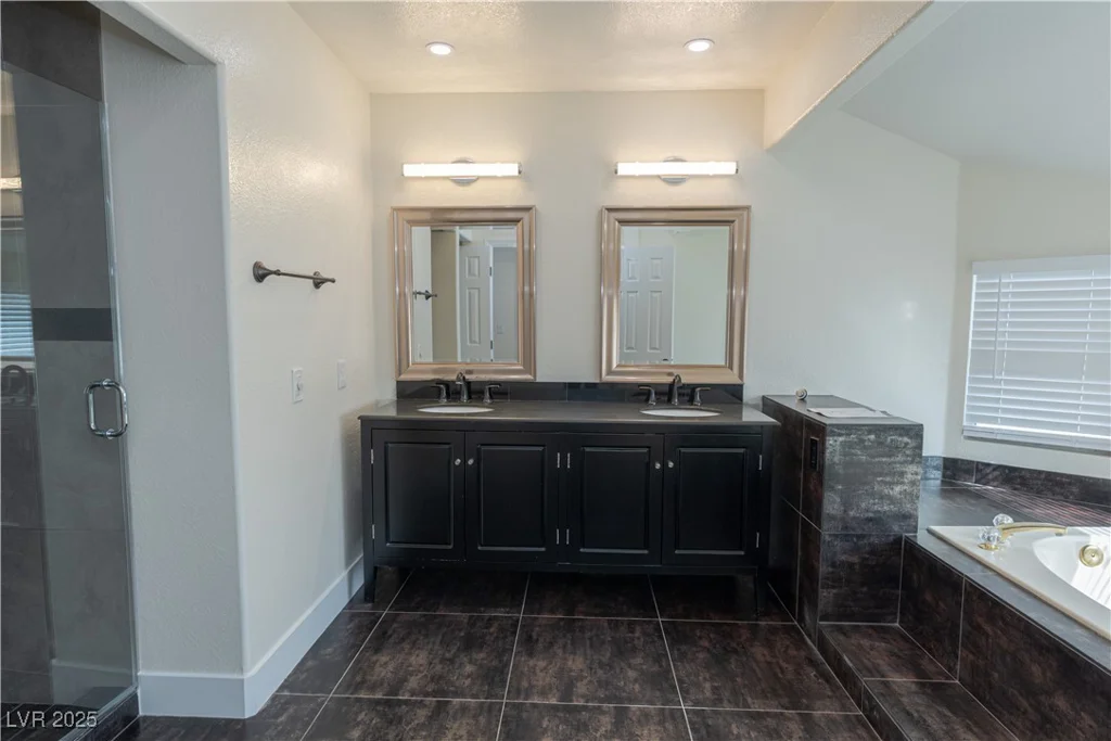 3120 Stern, Las Vegas, NV 89117