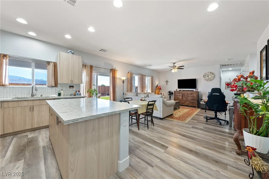 1241 Yosemite, Pahrump, NV 89048