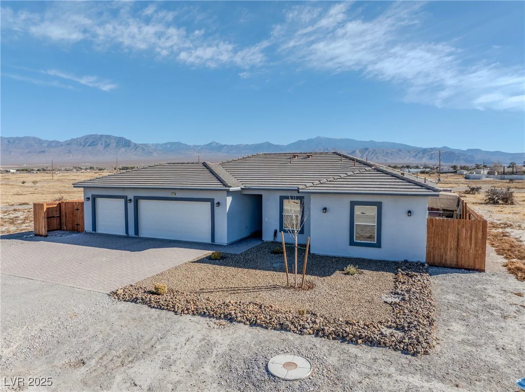 1241 Yosemite, Pahrump, NV 89048