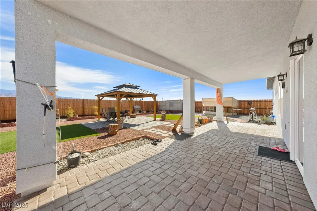 1241 Yosemite, Pahrump, NV 89048