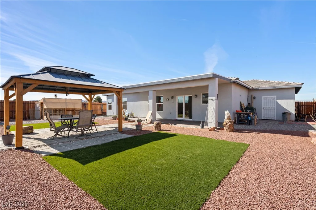 1241 Yosemite, Pahrump, NV 89048