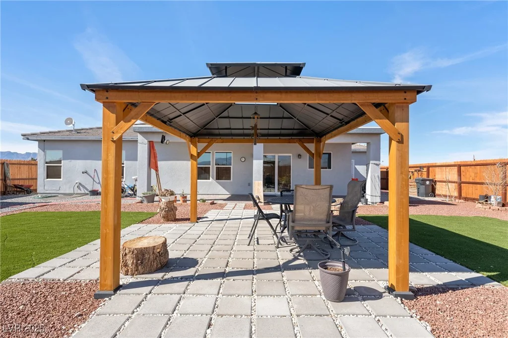 1241 Yosemite, Pahrump, NV 89048
