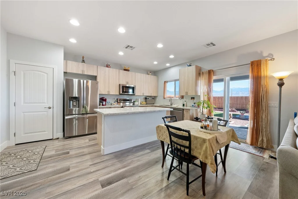 1241 Yosemite, Pahrump, NV 89048