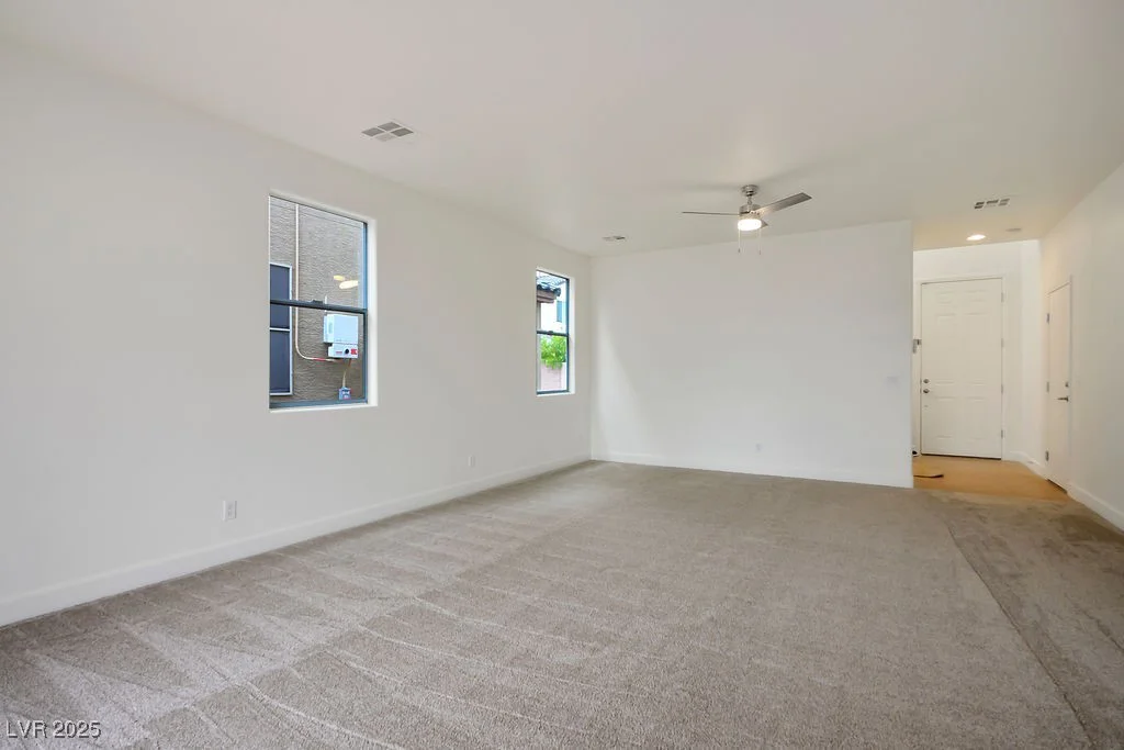 10560 La Campana, Las Vegas, NV 89179