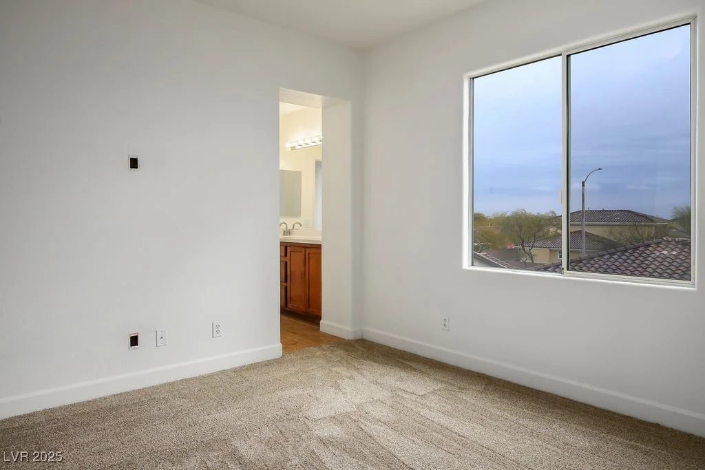 10560 La Campana, Las Vegas, NV 89179