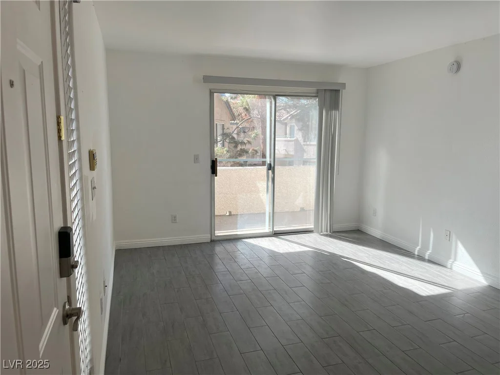 3119 Key Largo, Las Vegas, NV 89120