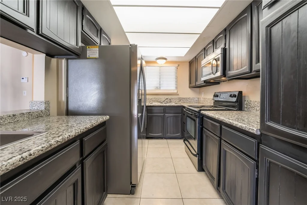 4853 Rollingwood, Las Vegas, NV 89121