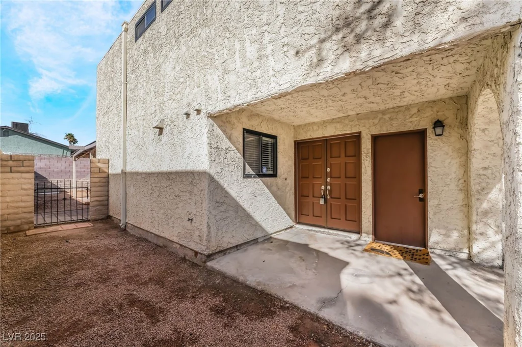 4853 Rollingwood, Las Vegas, NV 89121