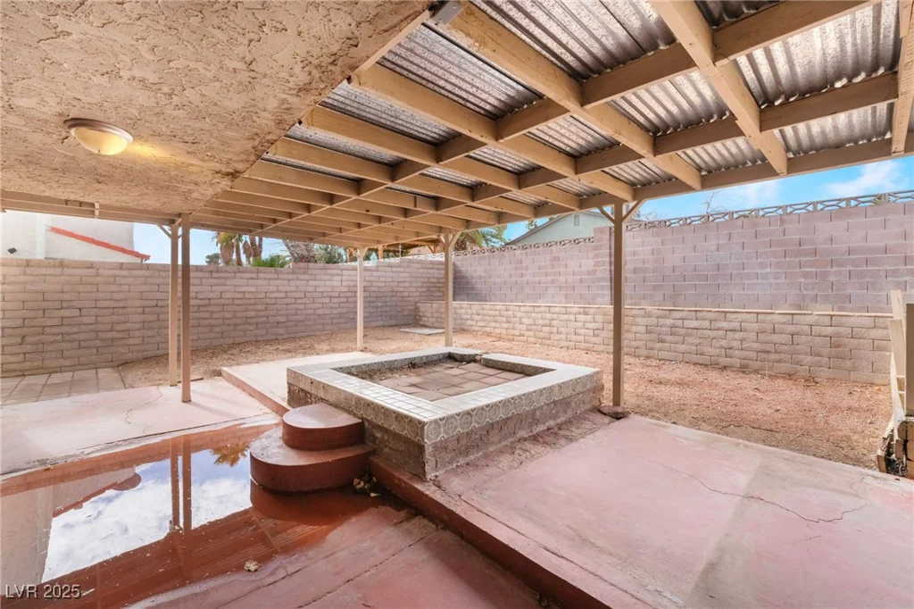 4853 Rollingwood, Las Vegas, NV 89121