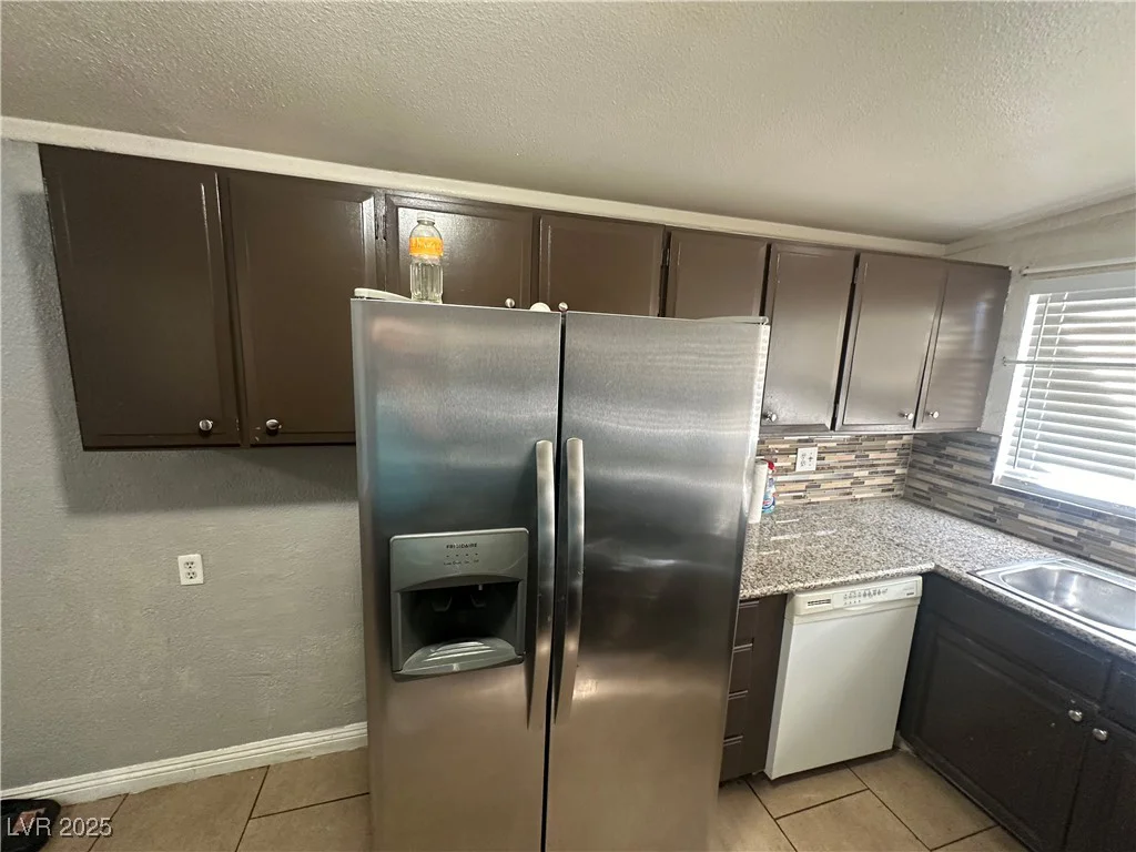 3521 Chevy Chase, Las Vegas, NV 89110