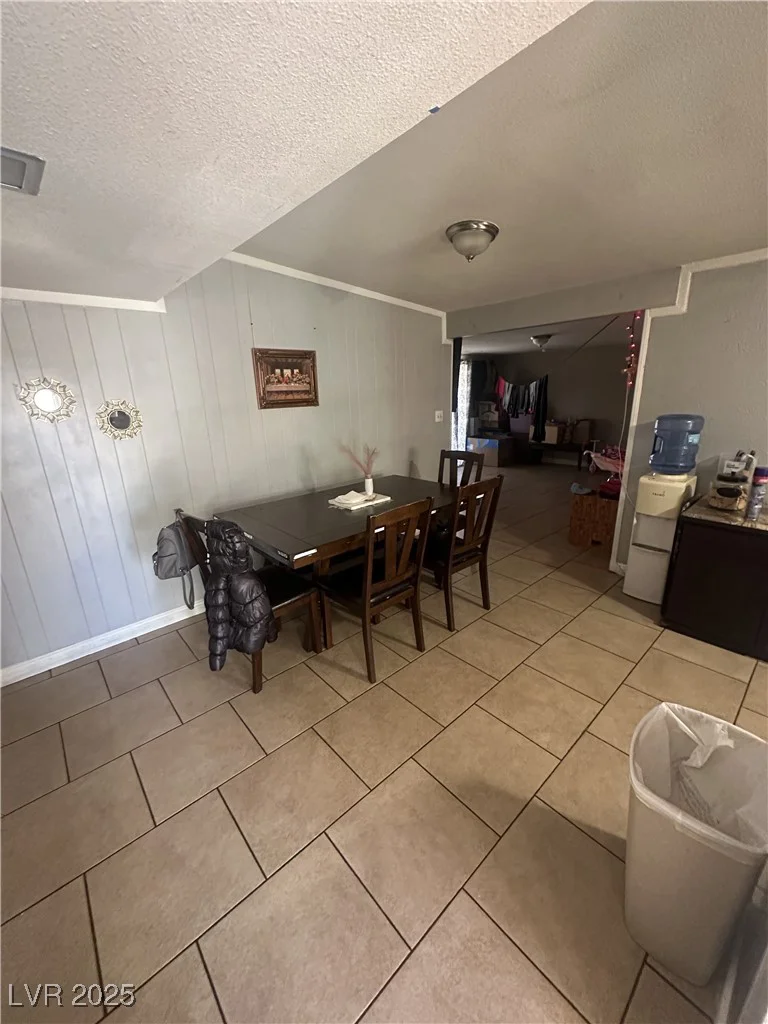 3521 Chevy Chase, Las Vegas, NV 89110
