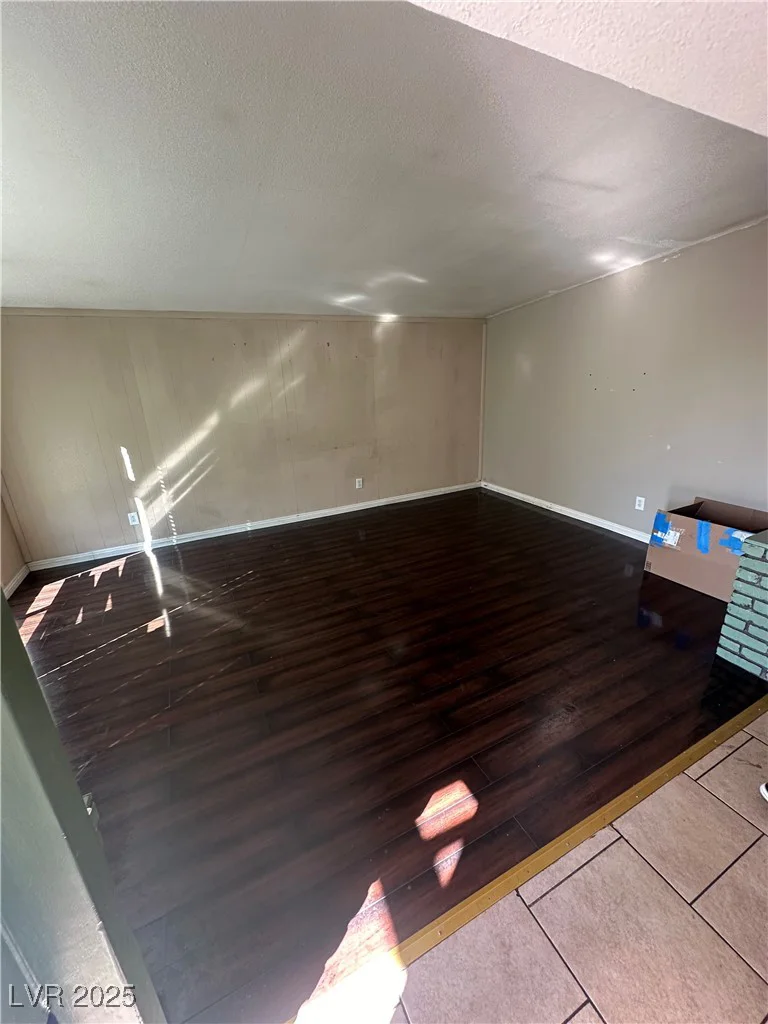 3521 Chevy Chase, Las Vegas, NV 89110