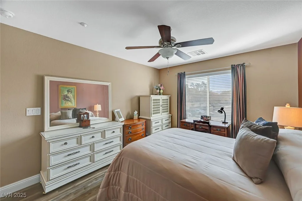 10074 Aspen Rose, Las Vegas, NV 89183