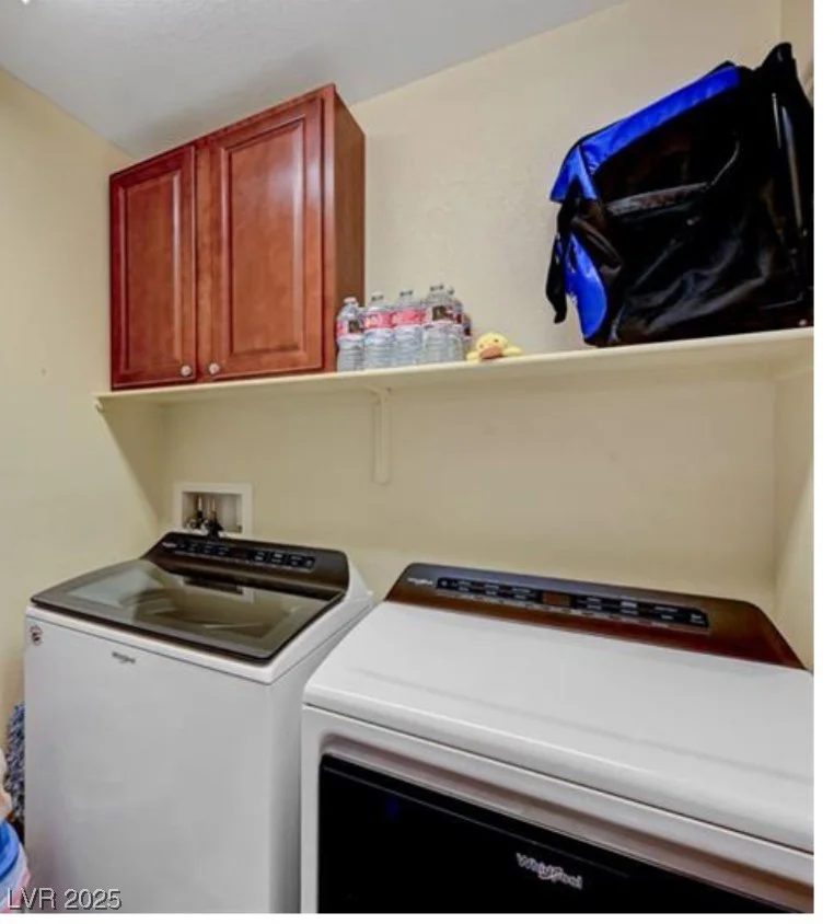 10074 Aspen Rose, Las Vegas, NV 89183
