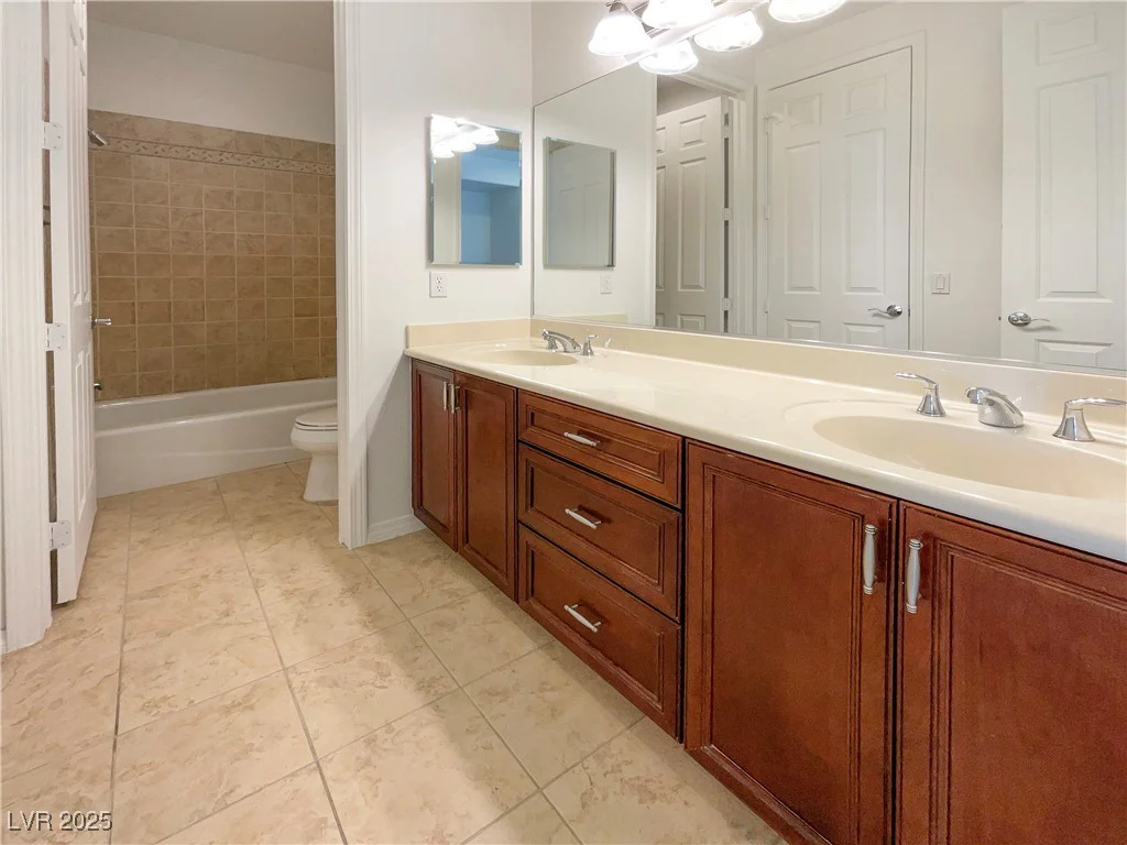 7719 Windy Meadow, Las Vegas, NV 89178