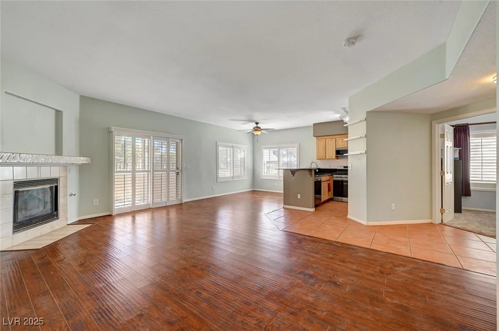 4910 Black Bear, Las Vegas, NV 89149