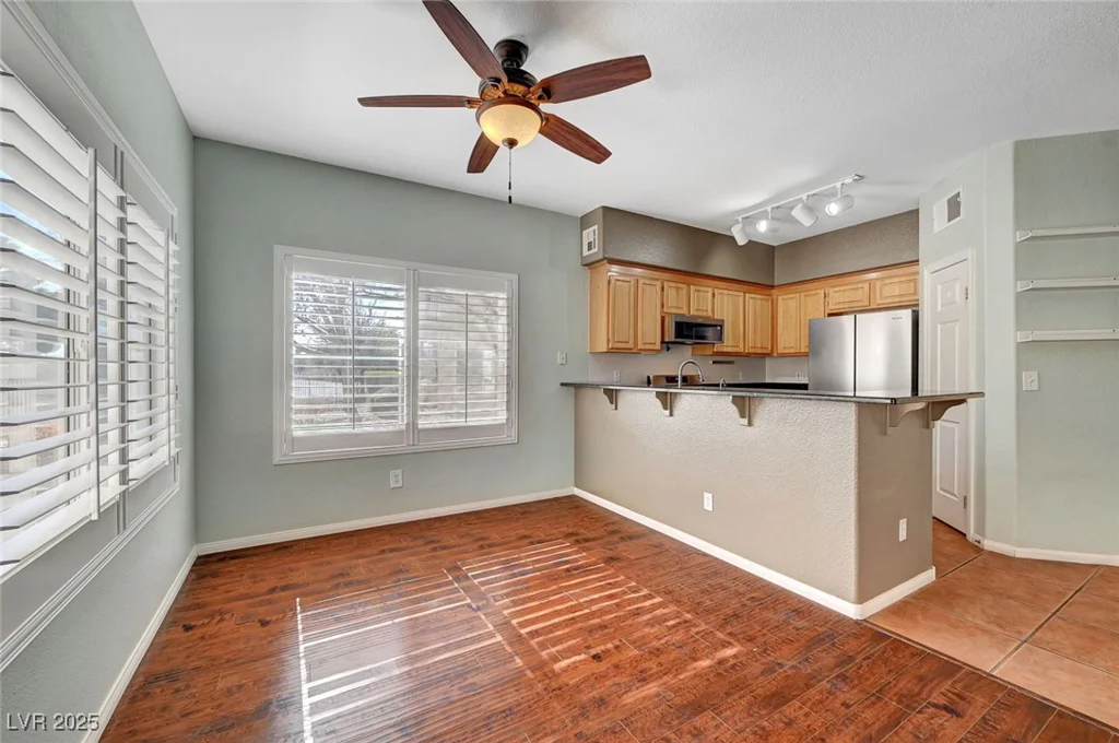 4910 Black Bear, Las Vegas, NV 89149
