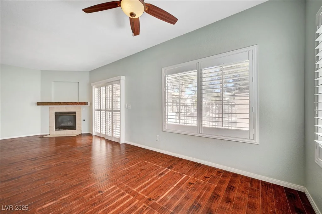 4910 Black Bear, Las Vegas, NV 89149