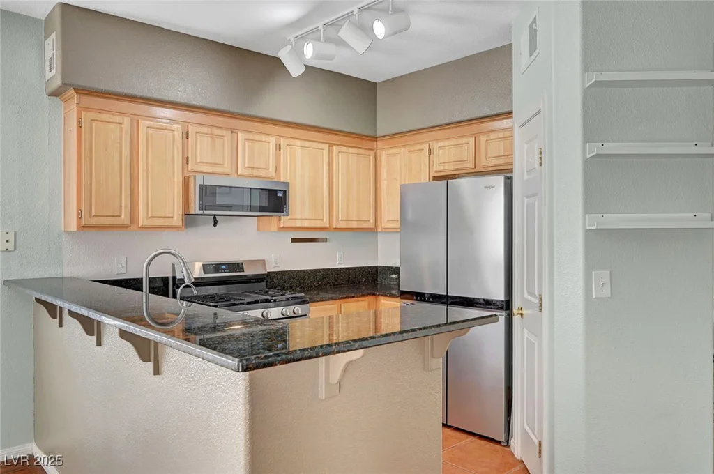4910 Black Bear, Las Vegas, NV 89149