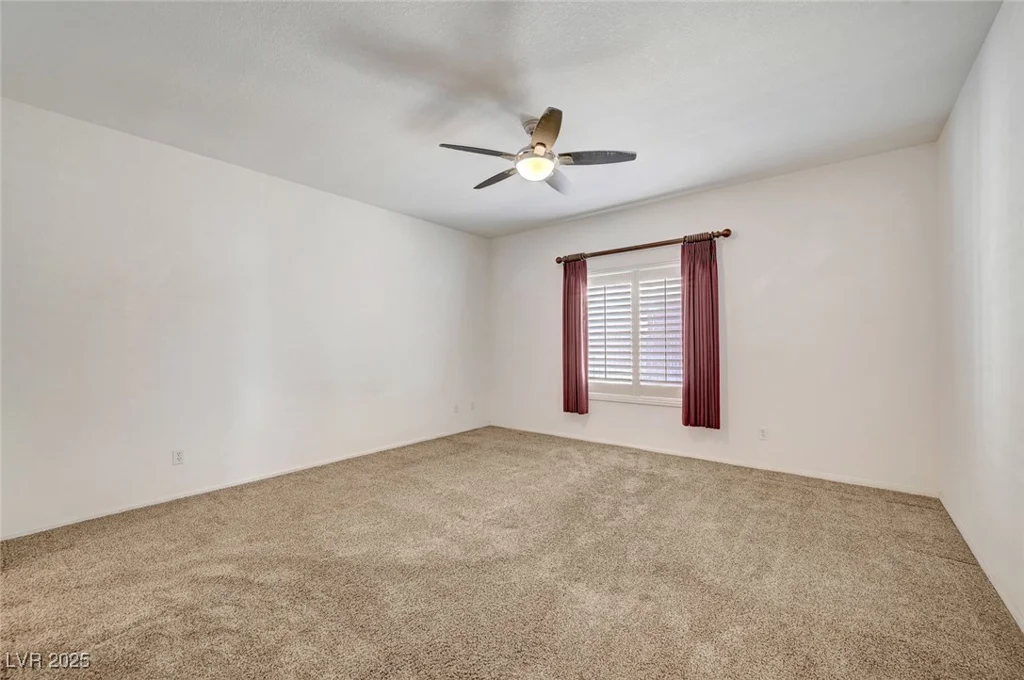4910 Black Bear, Las Vegas, NV 89149
