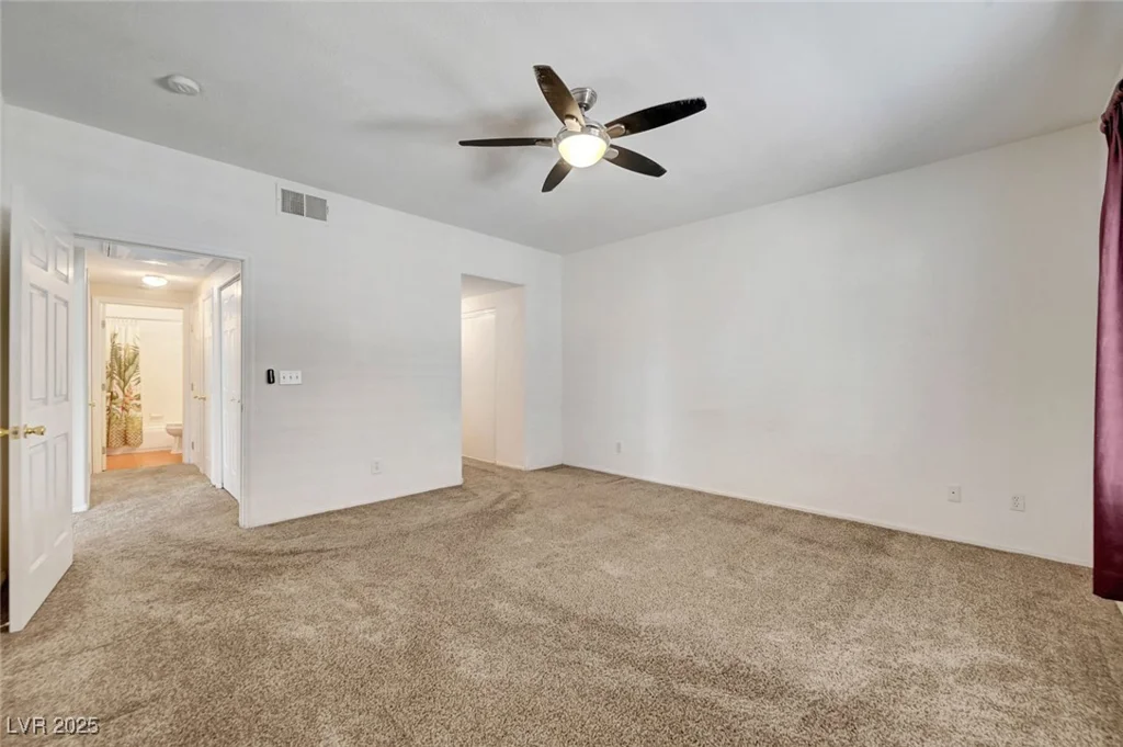 4910 Black Bear, Las Vegas, NV 89149