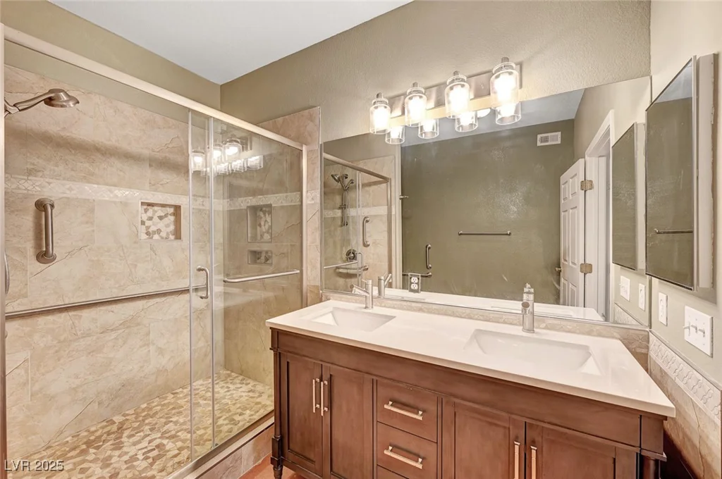 4910 Black Bear, Las Vegas, NV 89149